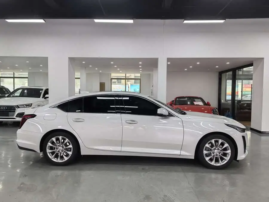 Cadillac CT5 2023 28T Luxury (Standard Version)