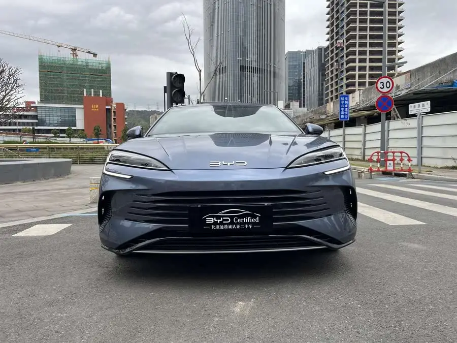 سيلاين 2023 DM-i 1.5T 121 كم فئة رائدة