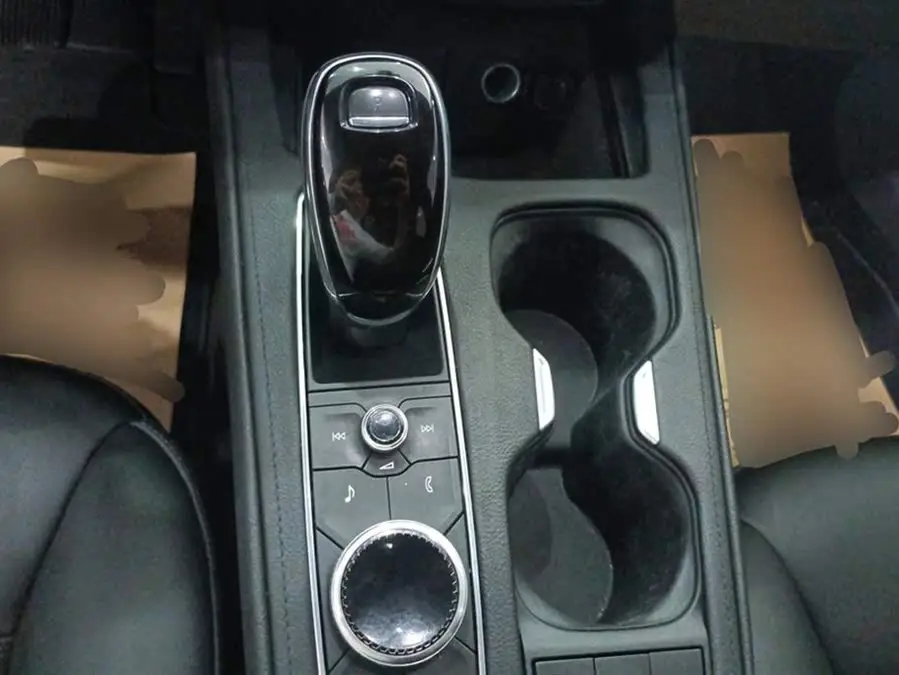 Cadillac XT4 2021 28T FWD Technical Edition