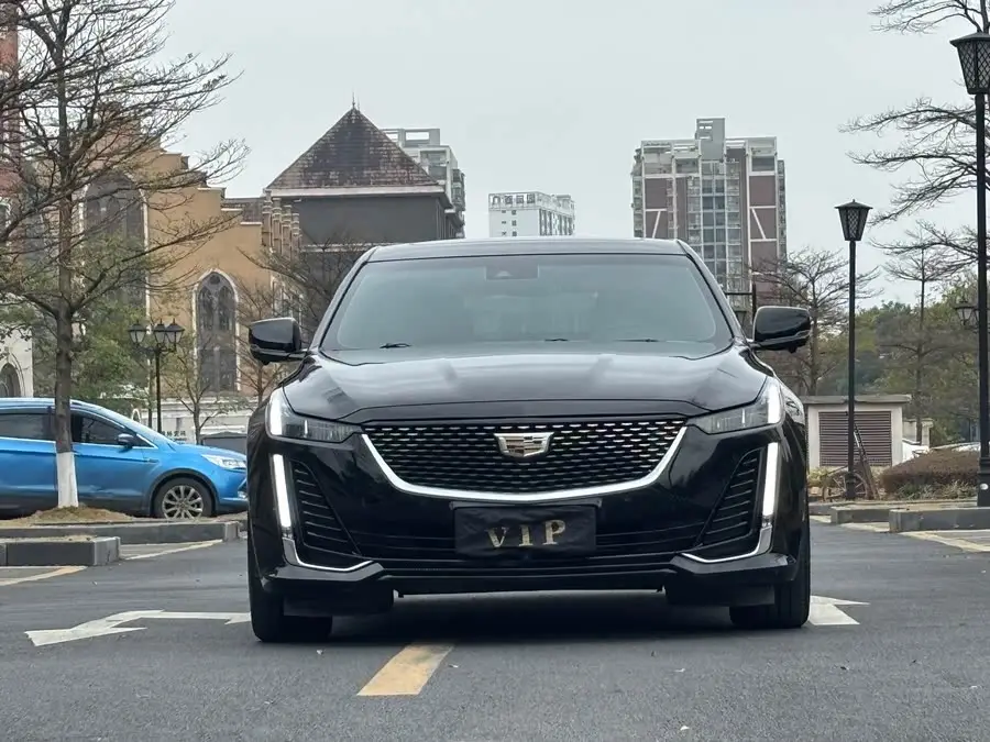 كاديلاك CT5 2021 28T الفاخرة