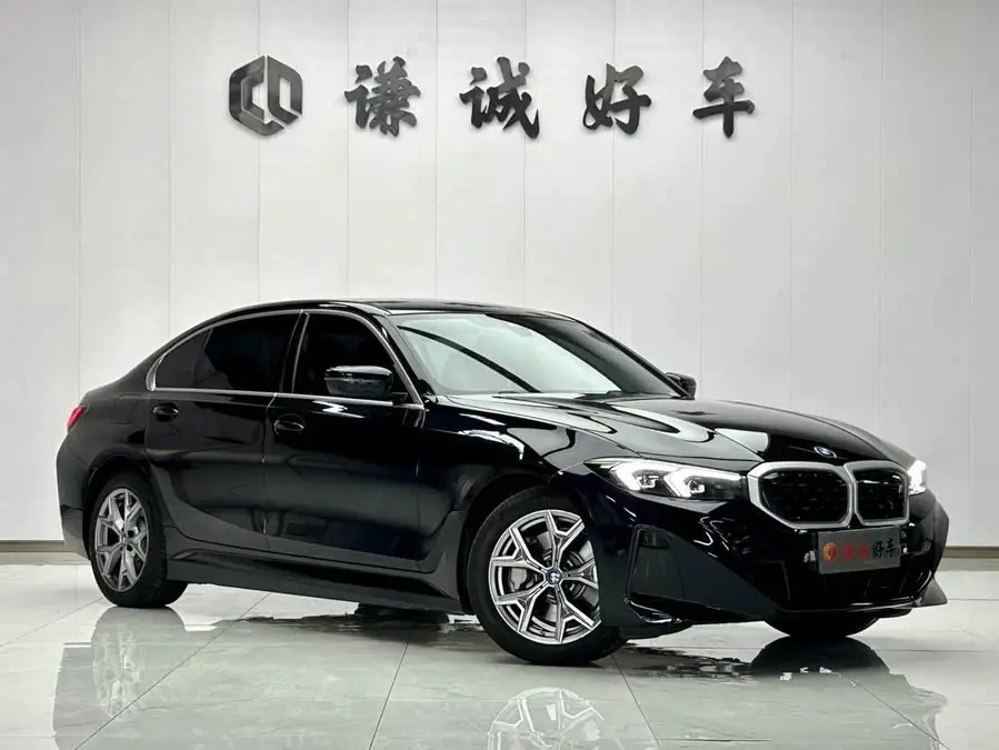 بي إم دبليو i3 2022 إيدرايف 35 L