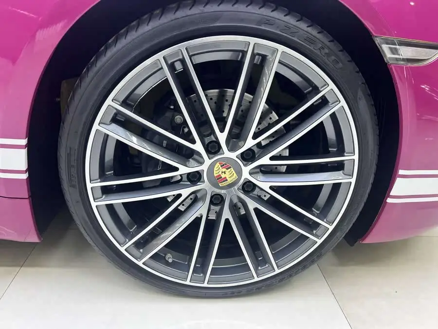 Porsche 718 2022 Model Boxster T 2.0T