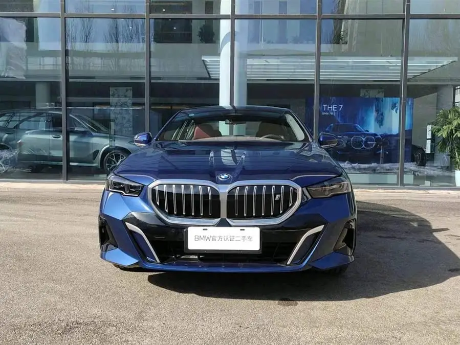 BMW i5 2024 eDrive 35L M Sport Package
