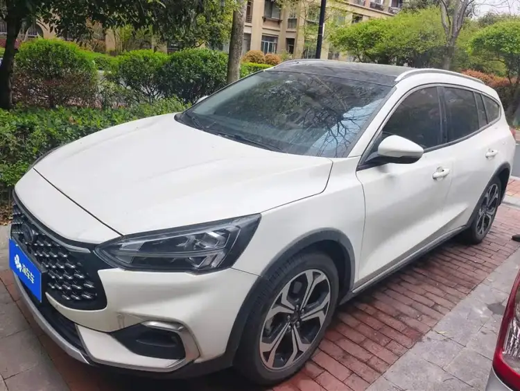 2021 Ford Focus Station Wagon EcoBoost 180 Automatic Trend