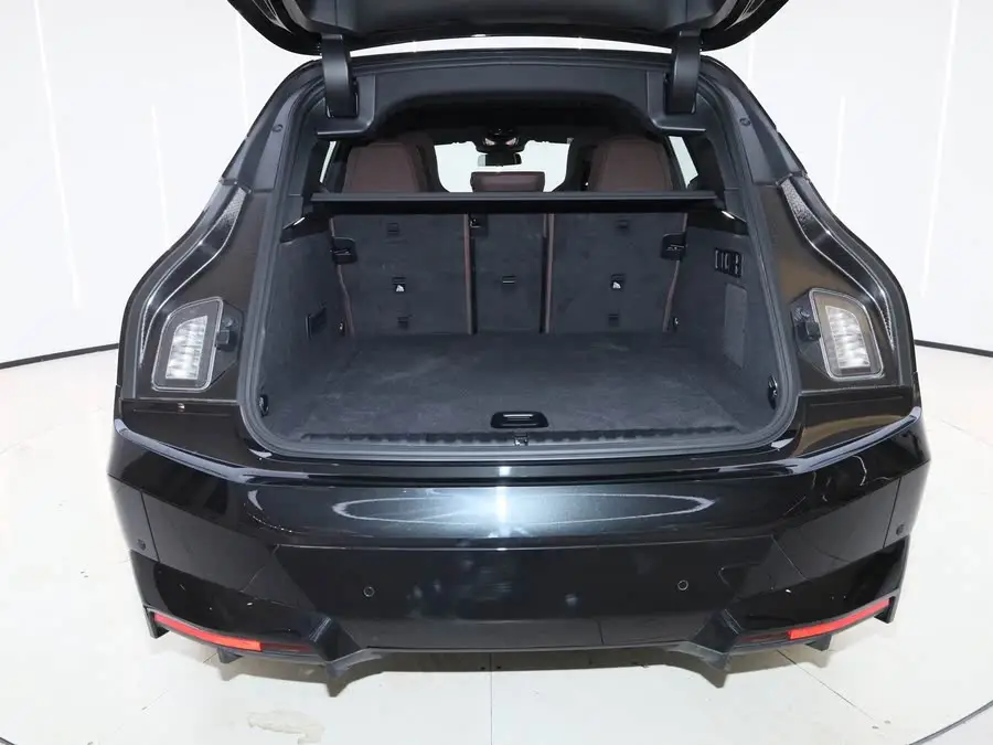 BMW iX 2023 Model Updated xDrive40