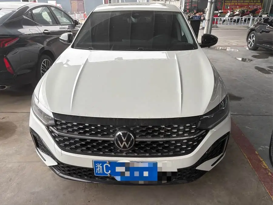 Lavida 2024 300TSI DSG Starry Edition