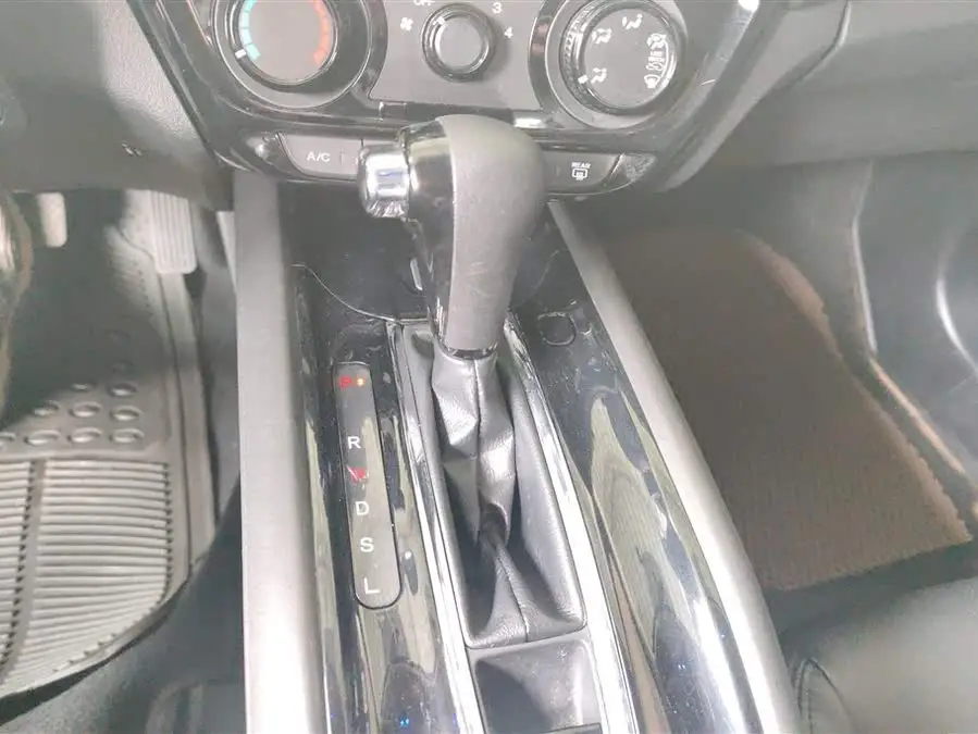 2020 هوندا HR-V 1.5 لتر CVT الإصدار الرائد