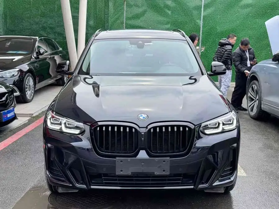 BMW X3 2023 xDrive30i Leading M Night Package