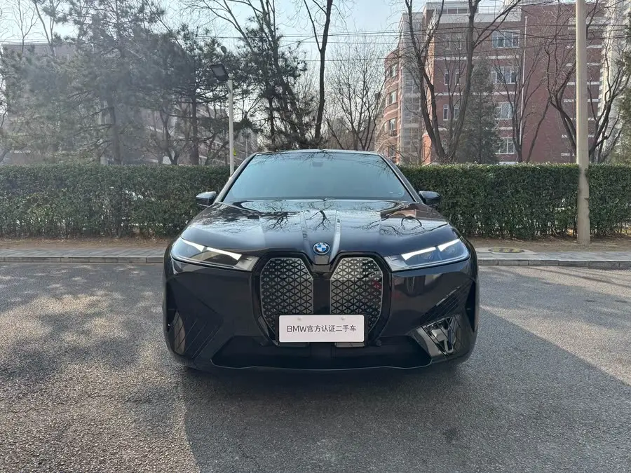 BMW iX 2022 xDrive40