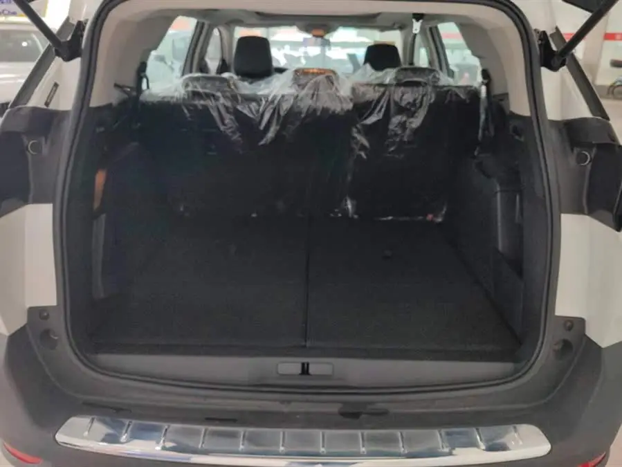 Peugeot 5008 2021 Model 360THP 5-Seater Strength Edition