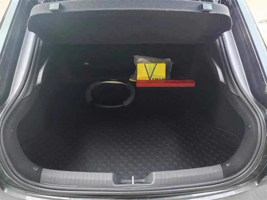 Changan UNI-V 2023 1.5T Premium