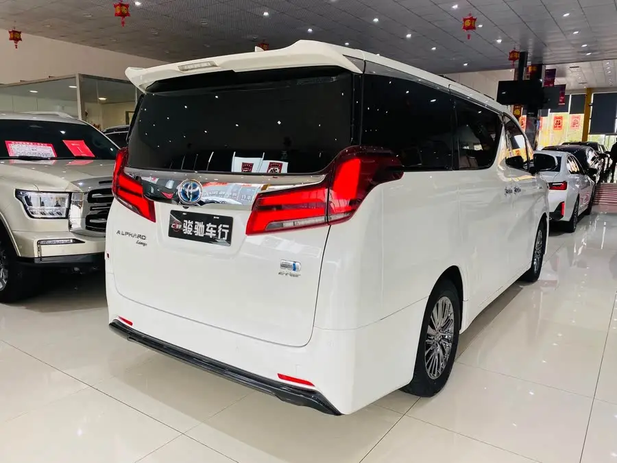 ألفارد 2021 الطراز الهجين 2.5 لتر إصدار متميز