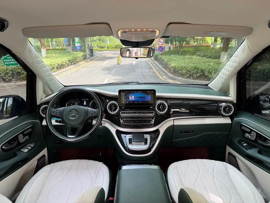 Vito 2021 2.0T Elite Edition 7-seater