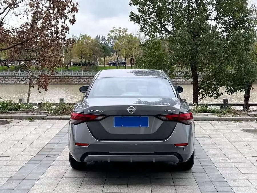 2021 نيسان سيلفي 1.6 لتر XL CVT نسخة الاستمتاع