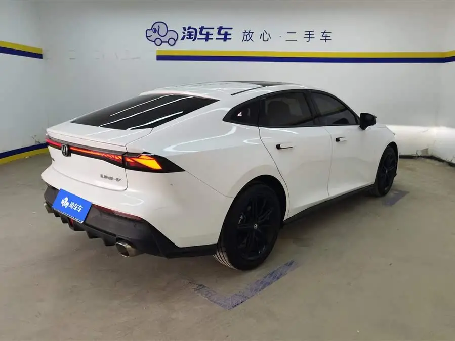 Changan UNI-V 2022 1.5T Premium