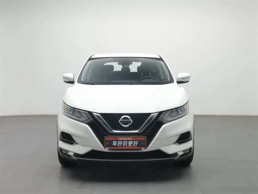 نيسان إكس تريل 2022 2.0 لتر CVT XV النسخة الذكية