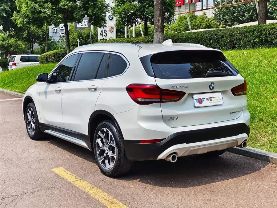 بي إم دبليو X1 2022 sDrive20Li إصدار فاخر