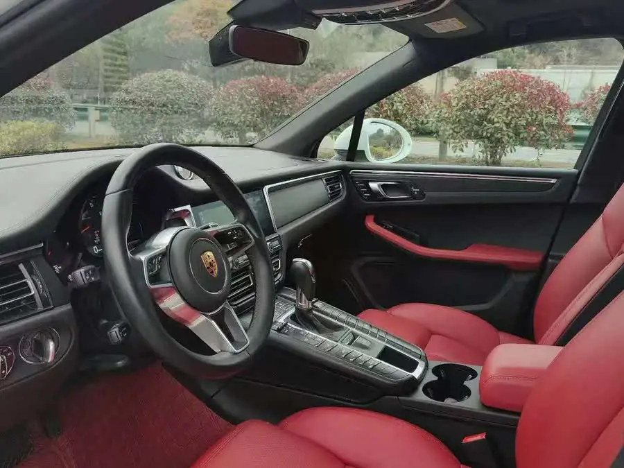 2022 ماكان 2.0T