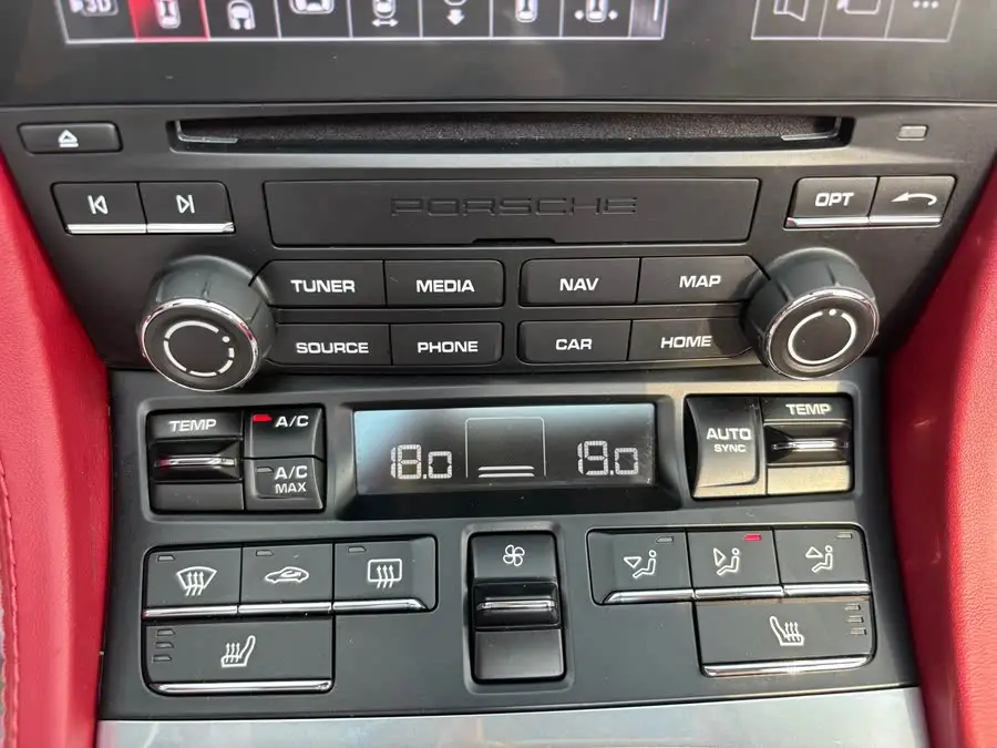 Porsche 718 2022 Boxster 2.0T