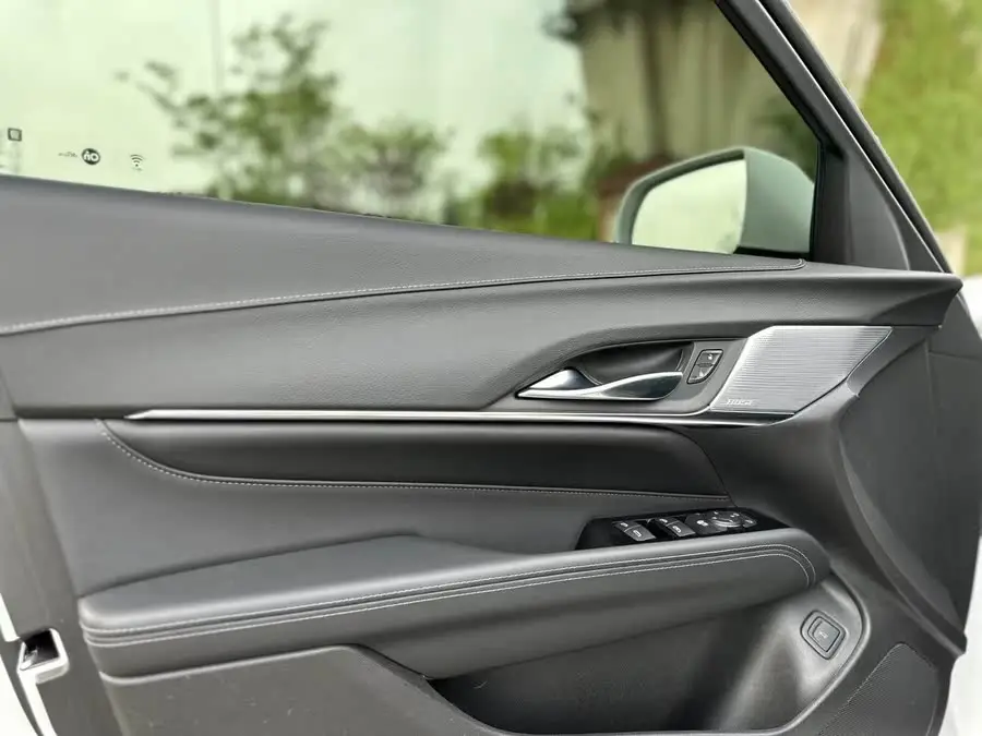 Cadillac CT4 2022 28T Luxury