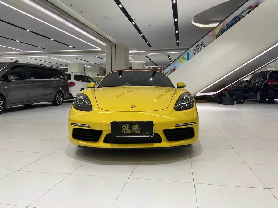Porsche 718 2018 Model Boxster 2.0T