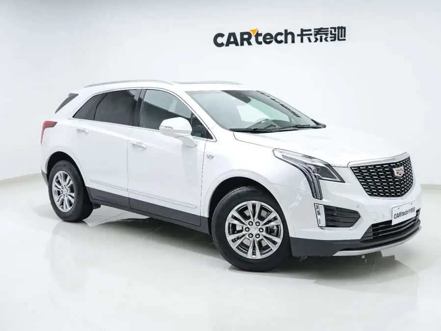 كاديلاك XT5 2022 2.0T فاخرة دفع أمامي