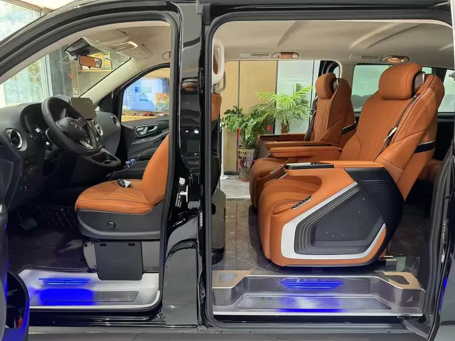 فيتو 2023 نسخة الأعمال 2.0T سبعة مقاعد