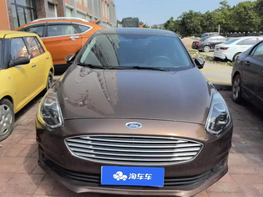 Ford Focus 2019 Facelift 1.5L Automatic Enjoy Edition National VI