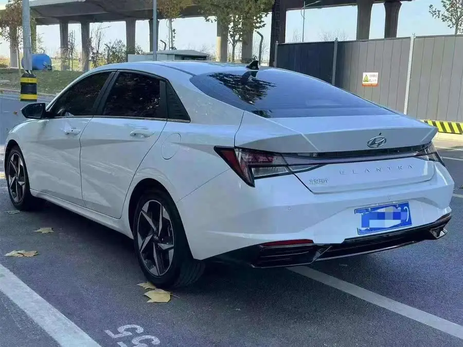 إيلانتر 2023 1.5 لتر CVT LUX النسخة الممتازة