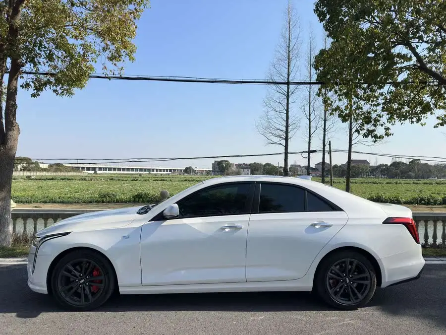 Cadillac CT4 2023 28T Luxury