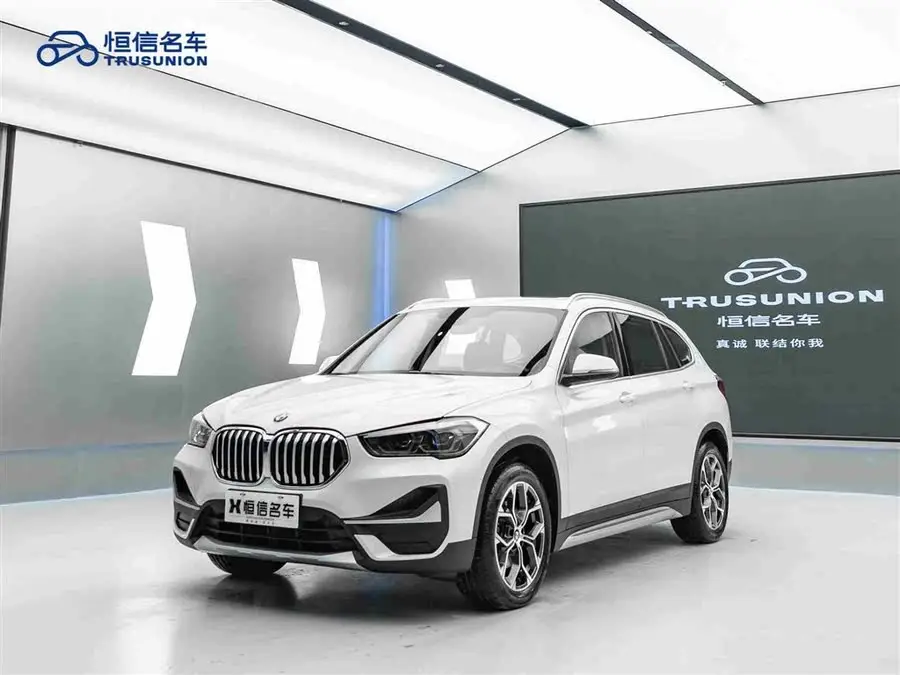 بي إم دبليو X1 2020 sDrive20Li الفاخرة