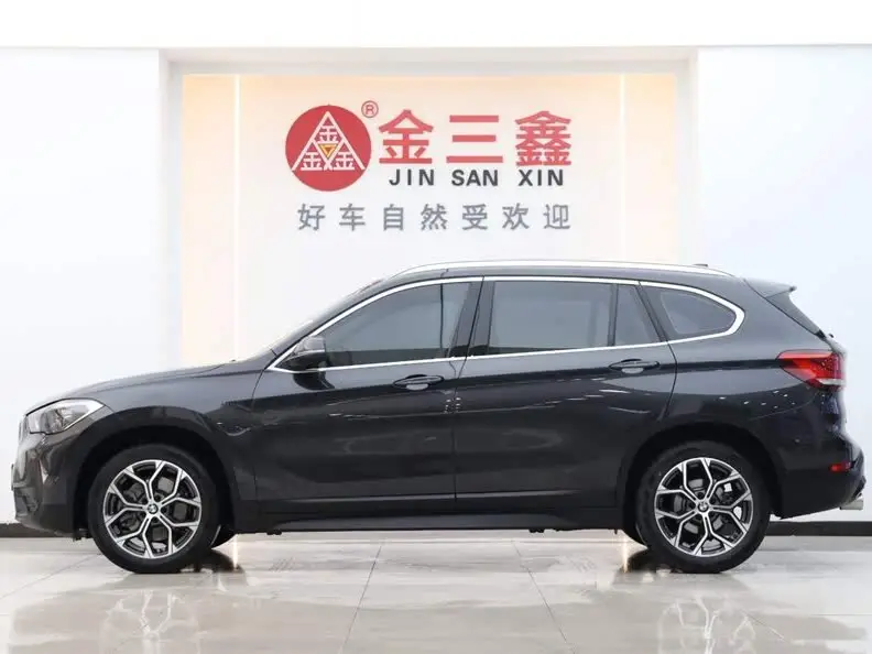 بي إم دبليو X1 2021 تعديل sDrive25Li النسخة الرائدة