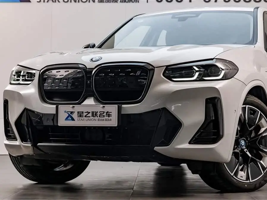 بي إم دبليو iX3 2022 طراز مُعدل إصدار الابتكار