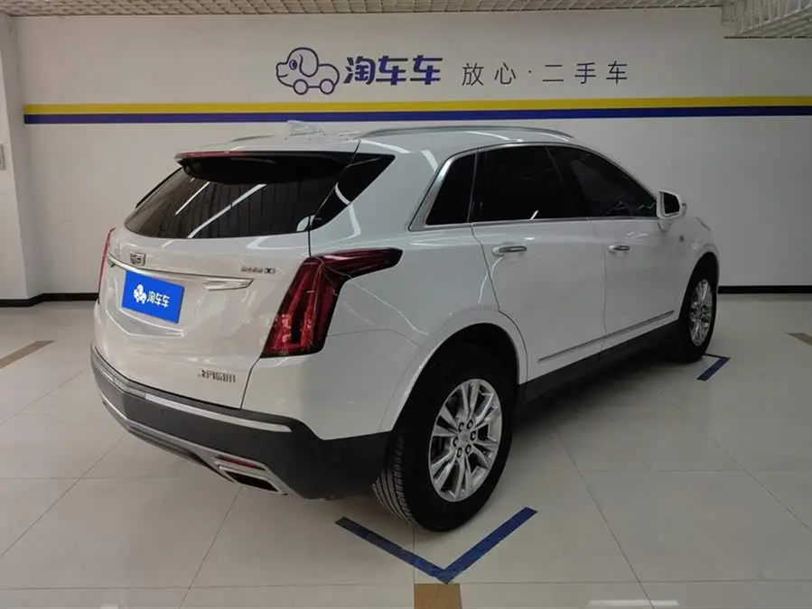 كاديلاك XT5 2021 28T الفاخرة