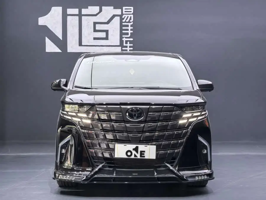 ألفارد 2024 هجينة 2.5 لتر إصدار بريميوم