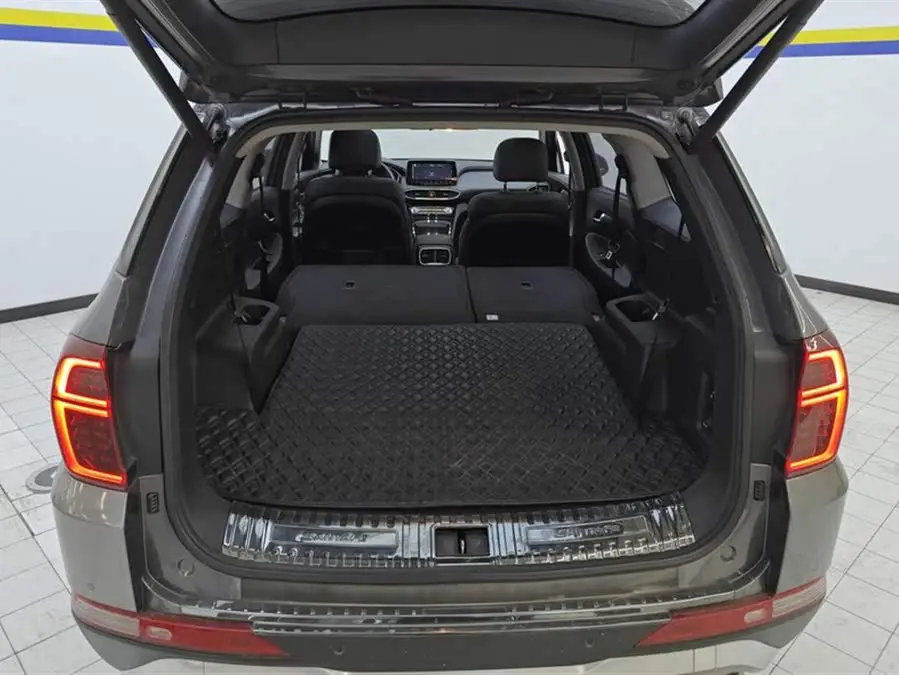 سانتا في 2019 380 TGDi DLX أوتوماتيكي AWD ذكي (HTRAC) وطني V