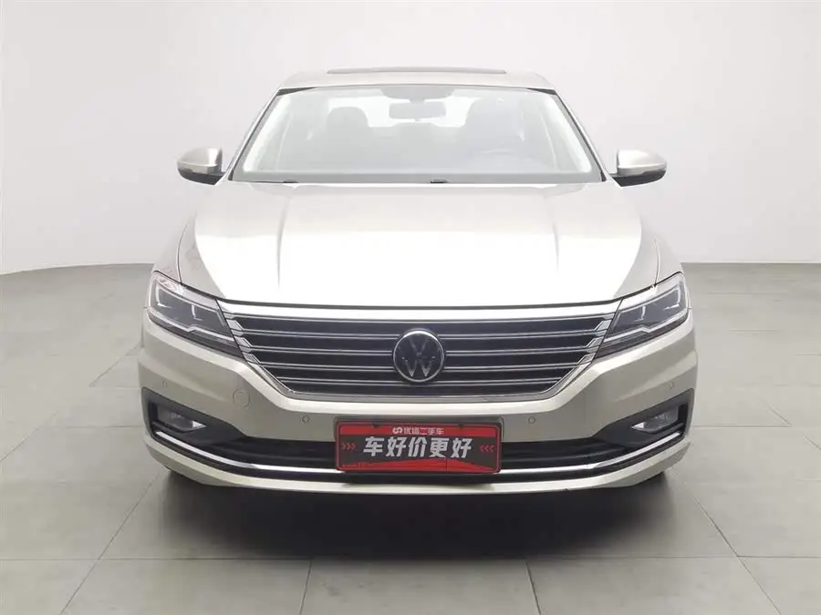 لافيدا 2021 280TSI DSG الفاخرة