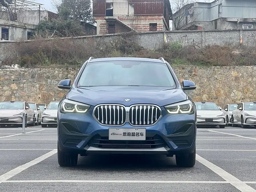 BMW X1 2021 sDrive25Li Leading Edition