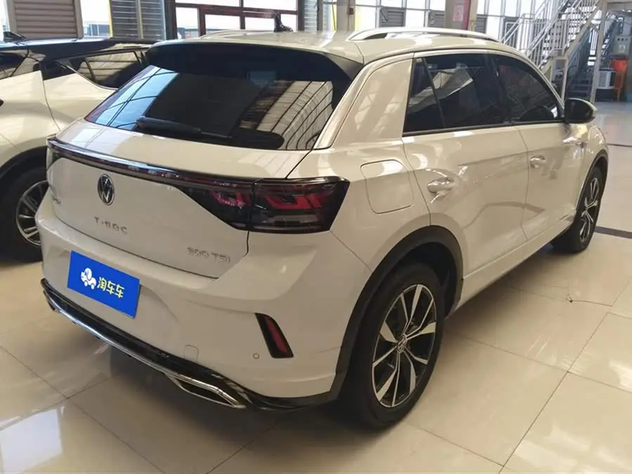 T-ROC 2023 300TSI DSG النسخة ذات الدفع الثنائي