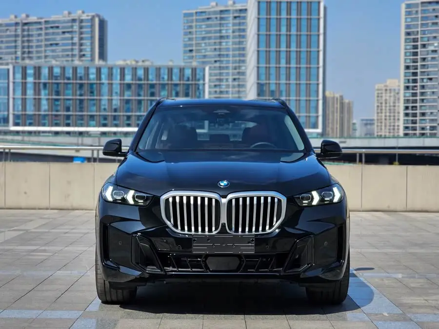 BMW X5 2023 xDrive 30Li Luxury M Sport Package