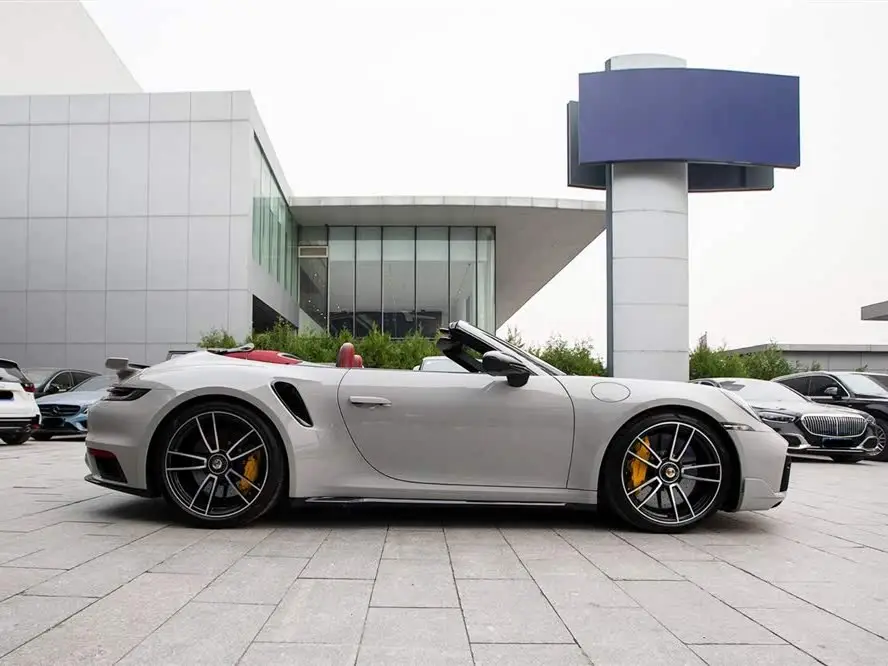 Porsche 911 2022 Turbo S Cabriolet 3.7T