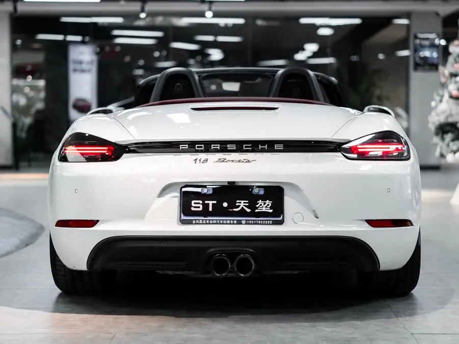 Porsche 718 2022 Boxster 2.0T