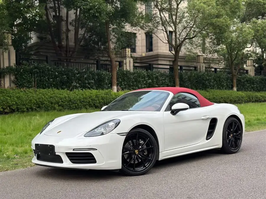 Porsche 718 2020 Model Boxster 2.0T