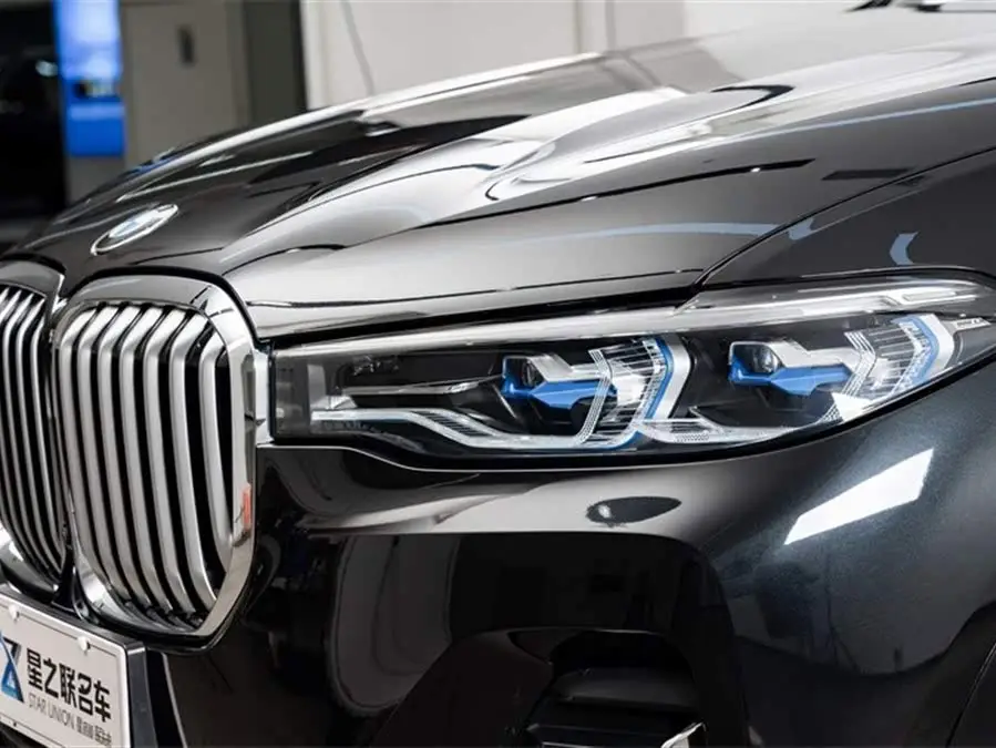 بي إم دبليو X7 2021 xDrive40i حزمة الرفاهية