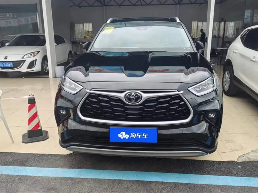 Highlander 2022 Model 380T AWD Premium 7-Seater