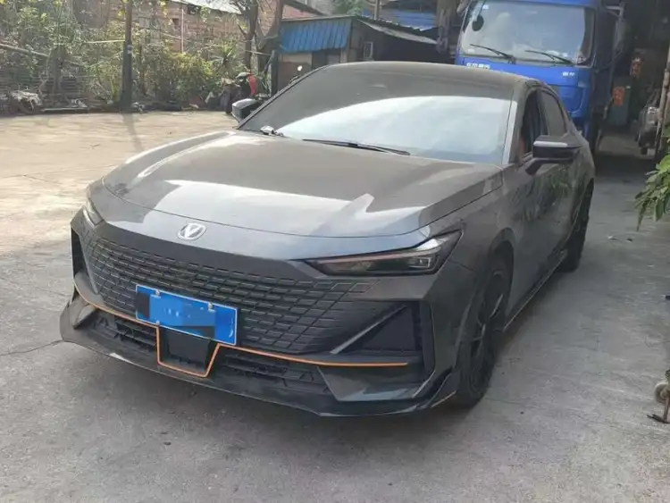 Changan UNI-V 2023 1.5T Sport Edition