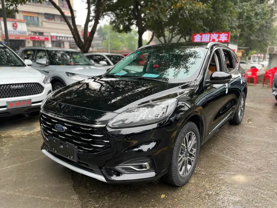 فورد إيسكايب 2020 إيكوبوست 245 دفع رباعي تيتانيوم