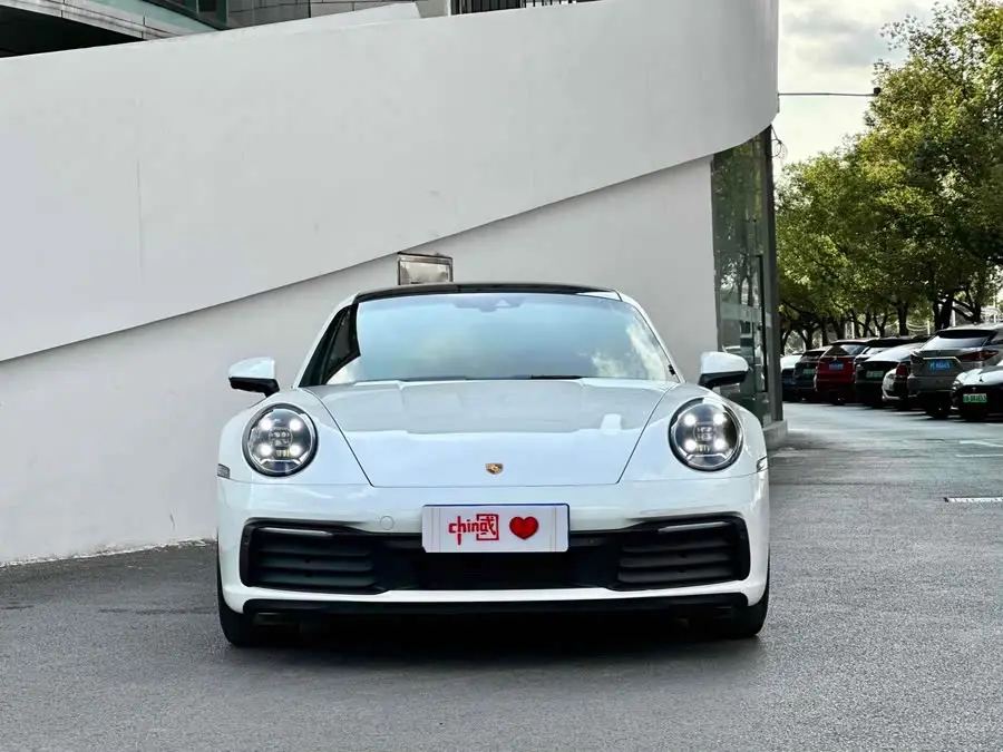 Porsche 911 2022 Carrera 3.0T