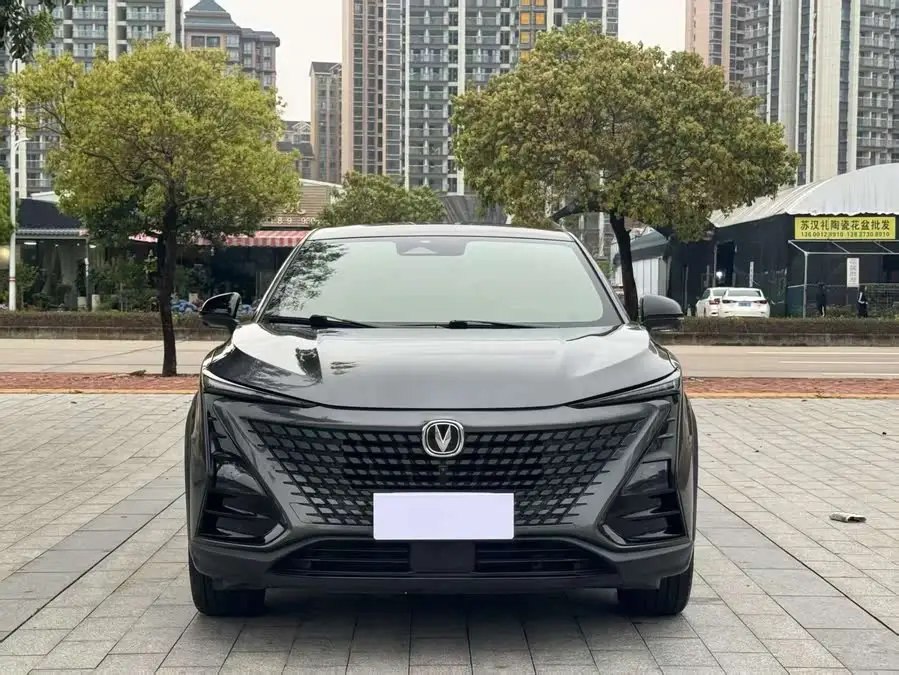 تشايوان UNI-T 2022 2.0T إصدار رياضي رائد