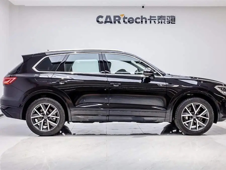 Touareg 2023 3.0TSI R-Line Classic Sport Package